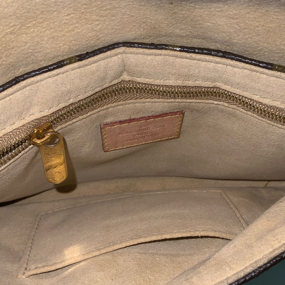 Louis Vuitton Etolie Monogram Clutch - Picture 6 of 16